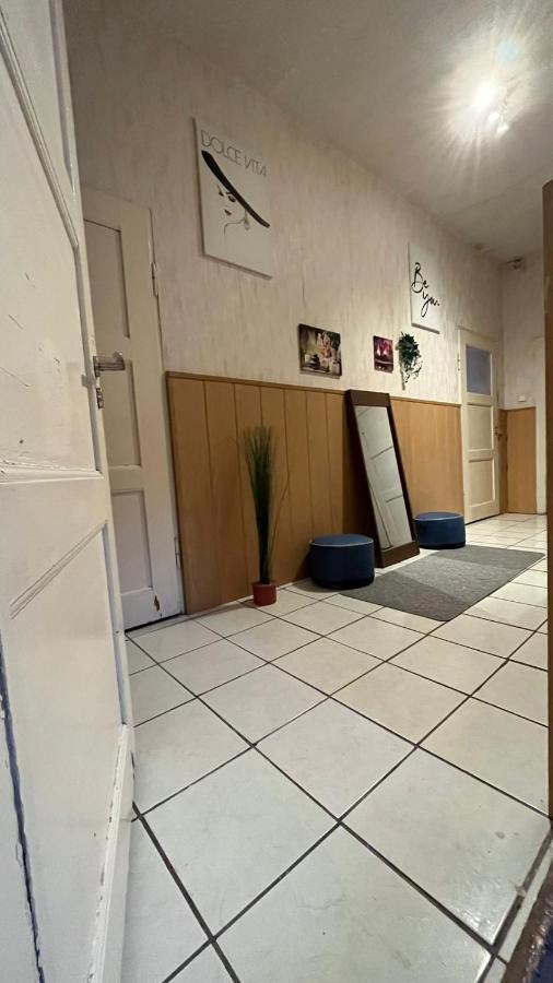 Monteure, Ganzes Haus, Schwarzheide, Haus 1 Daire Dış mekan fotoğraf