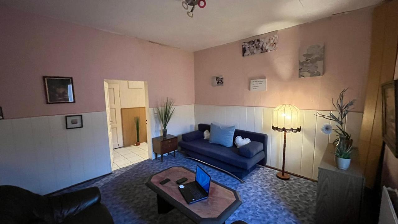 Monteure, Ganzes Haus, Schwarzheide, Haus 1 Daire Dış mekan fotoğraf